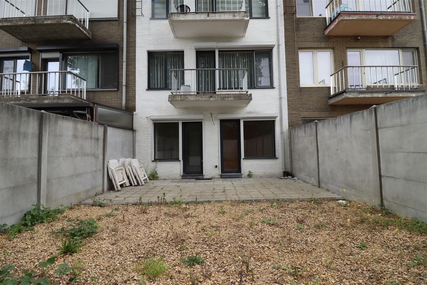 Gelijkvloers appartement met tuin foto 10