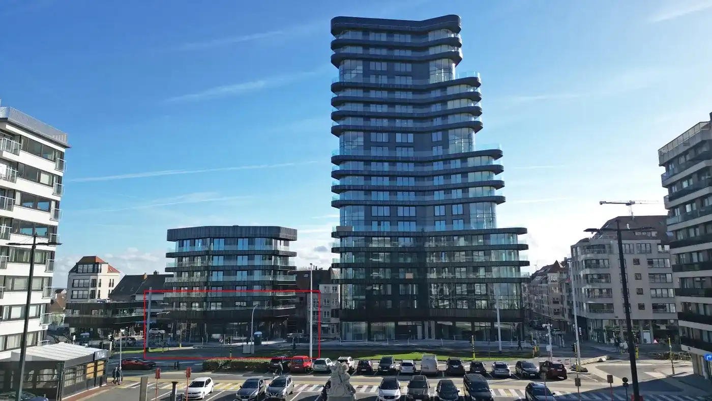 Handelspand van 206m² in de Heldentoren  foto 2