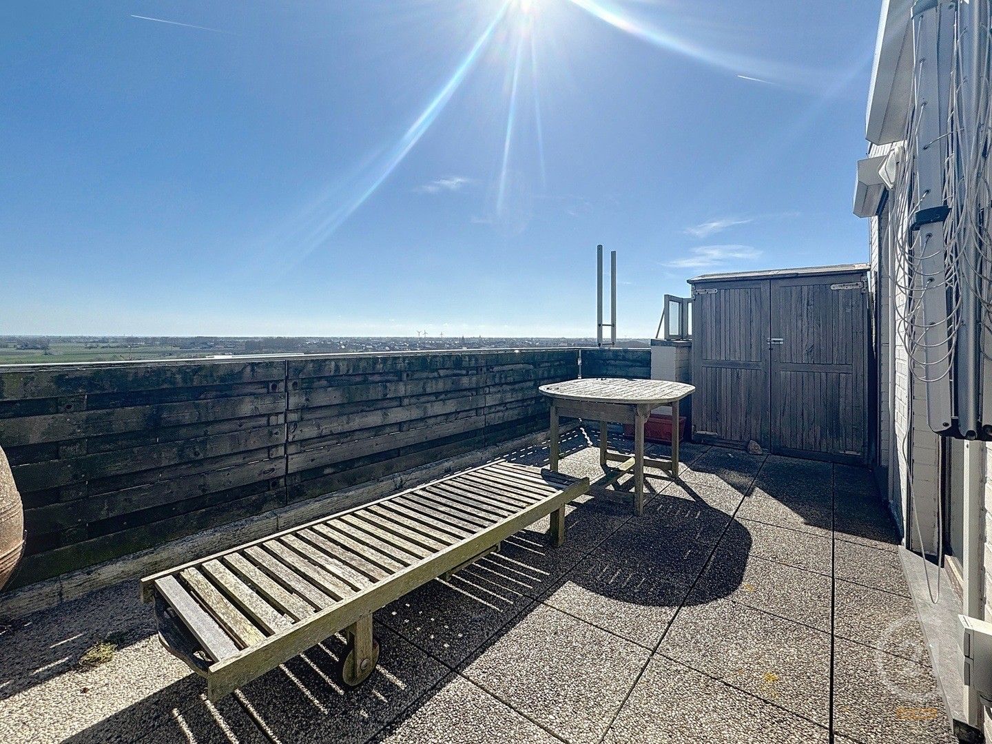 Penthouse appartement met 2 slaapkamers op de zeedijk van Westende foto 17