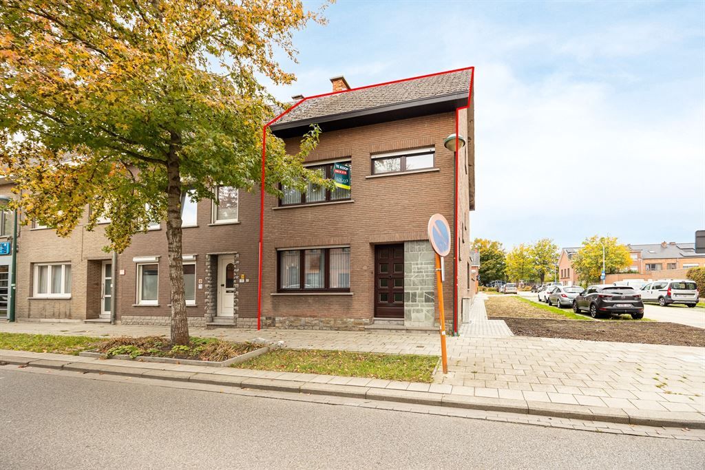 Hoofdfoto van de publicatie: Renovatiewoning met 3 slaapkamers op uitstekende locatie