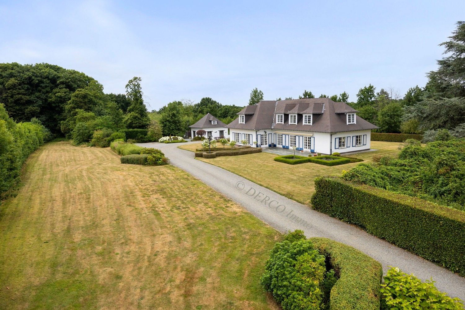 discreet achterin gelegen villa, uitzonderlijk rustig op 6,10 hectare foto 7