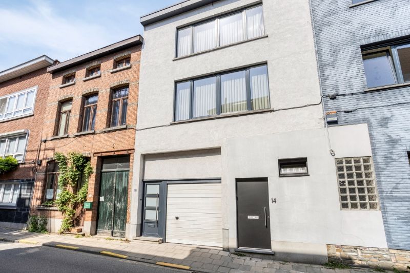 ()=>{if(producerUpdateValueVersion(node),producerAccessed(node),node.value===ERRORED)throw node.error;return node.value} Lange Nieuwstraat 16 - 2800 Mechelen