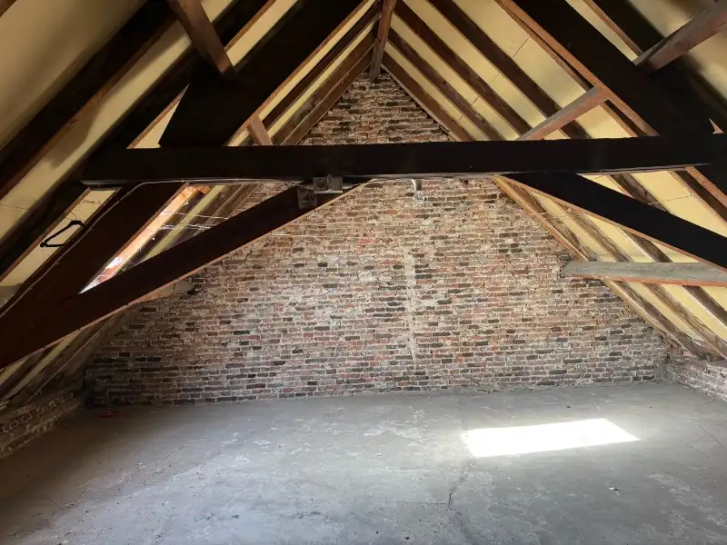 Te renoveren rijwoning met uitgang achteraan! foto 12