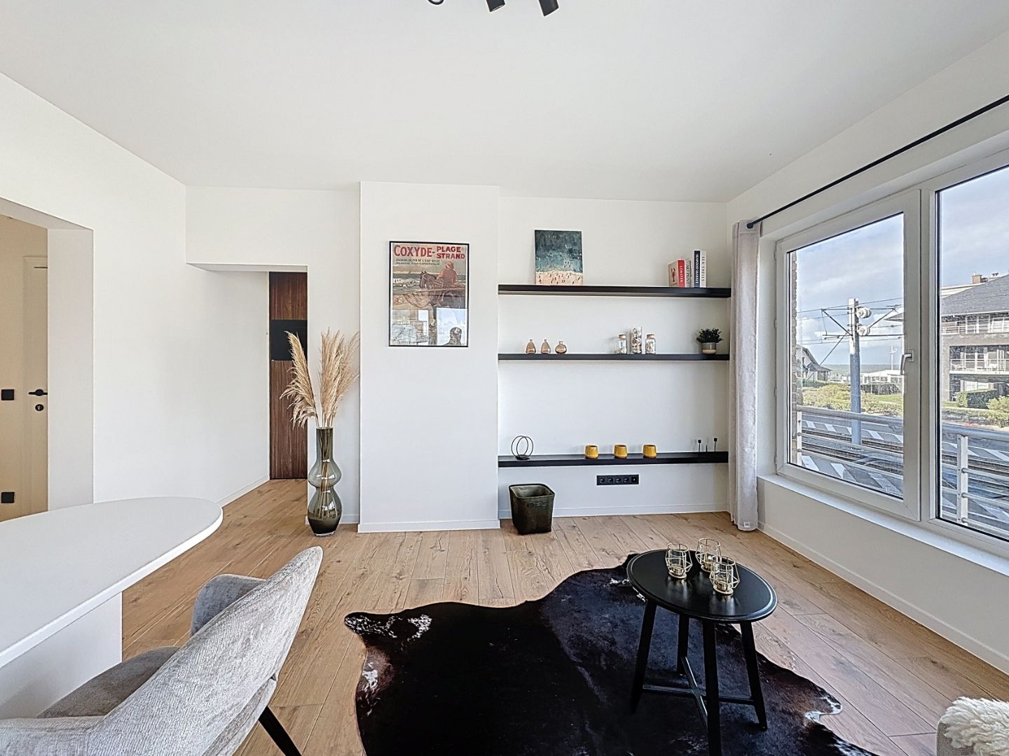 Gerenoveerd appartement nabij het strand. foto 2