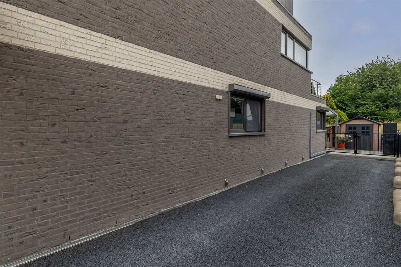 Recent glv. appartement met 2slk en tuin foto 19