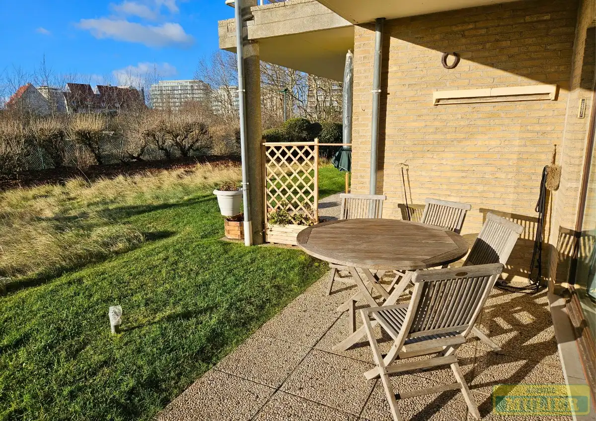KWALITATIEF GERENOVEERD APPARTEMENT AAN DE DUINEN IN DE PANNE foto 3