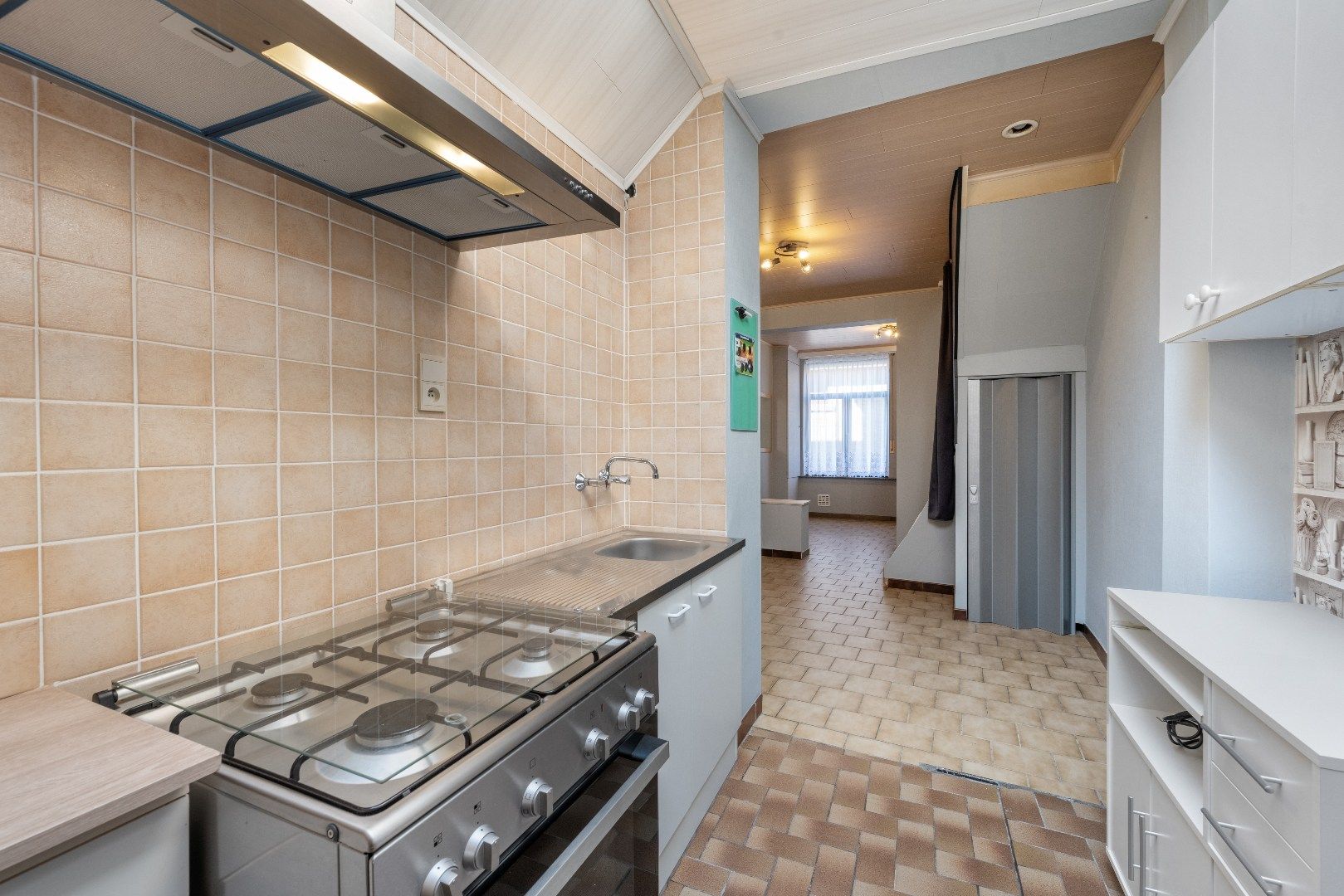 Instapklare gerenoveerde stadswoning met gunstig EPC foto 5