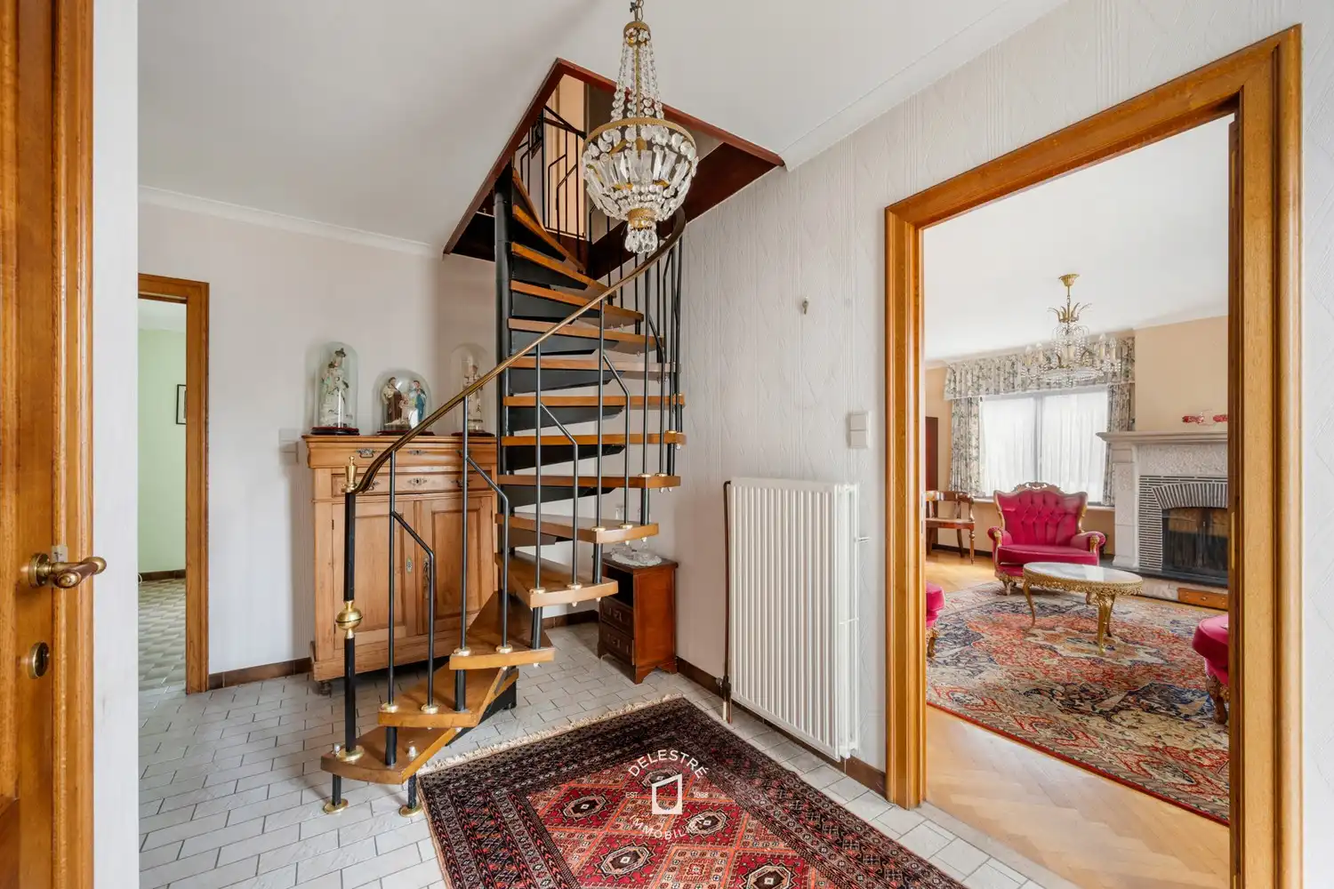 RUIME WONING met garage voor 2 wagens en grote tuin op centrale ligging in Welle foto 6