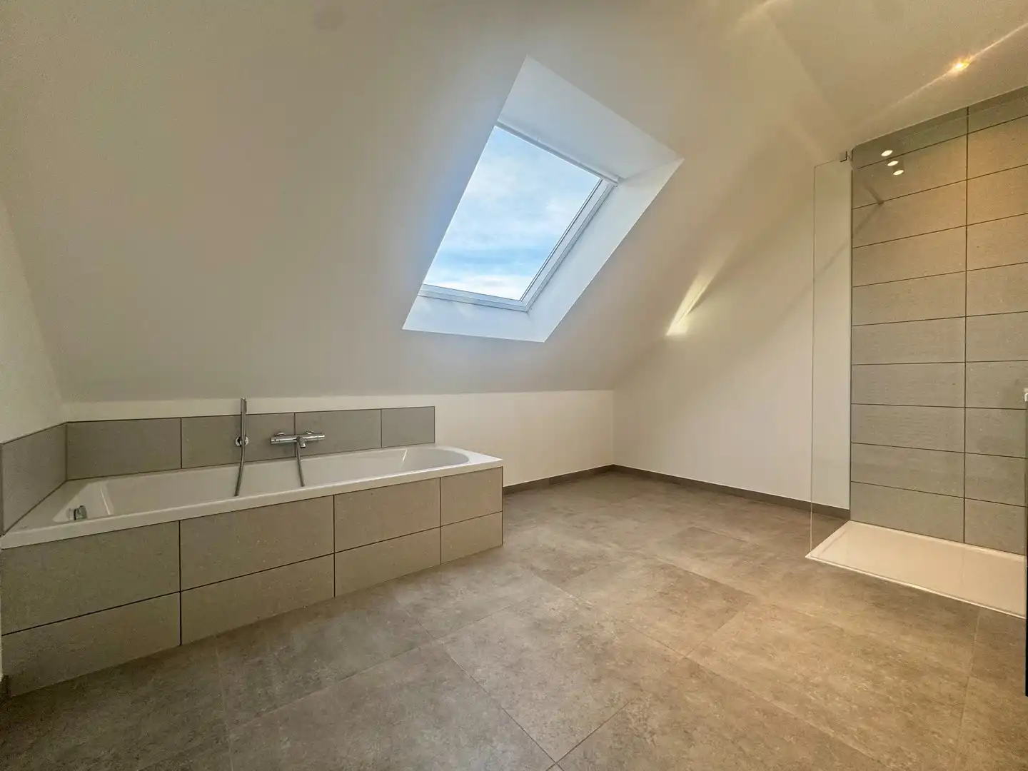 Luxueuze Nieuwbouwwoning foto 17