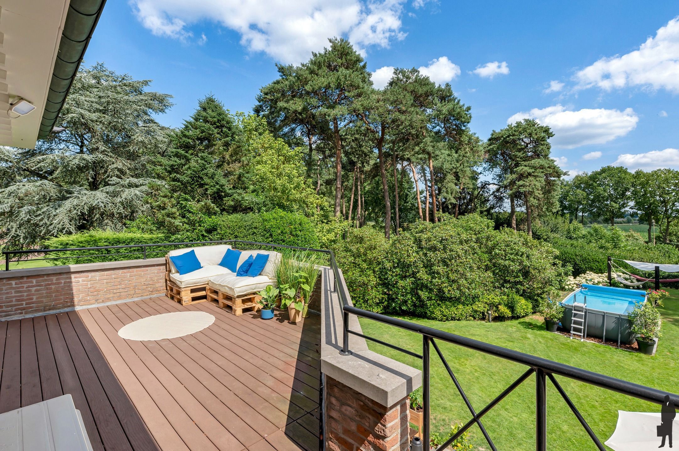 In de residentiële villawijk, De Meersebergen nabij Breda klassieke herenhuis op ca. 2135 m² met uitzicht op "Markdal". foto 37