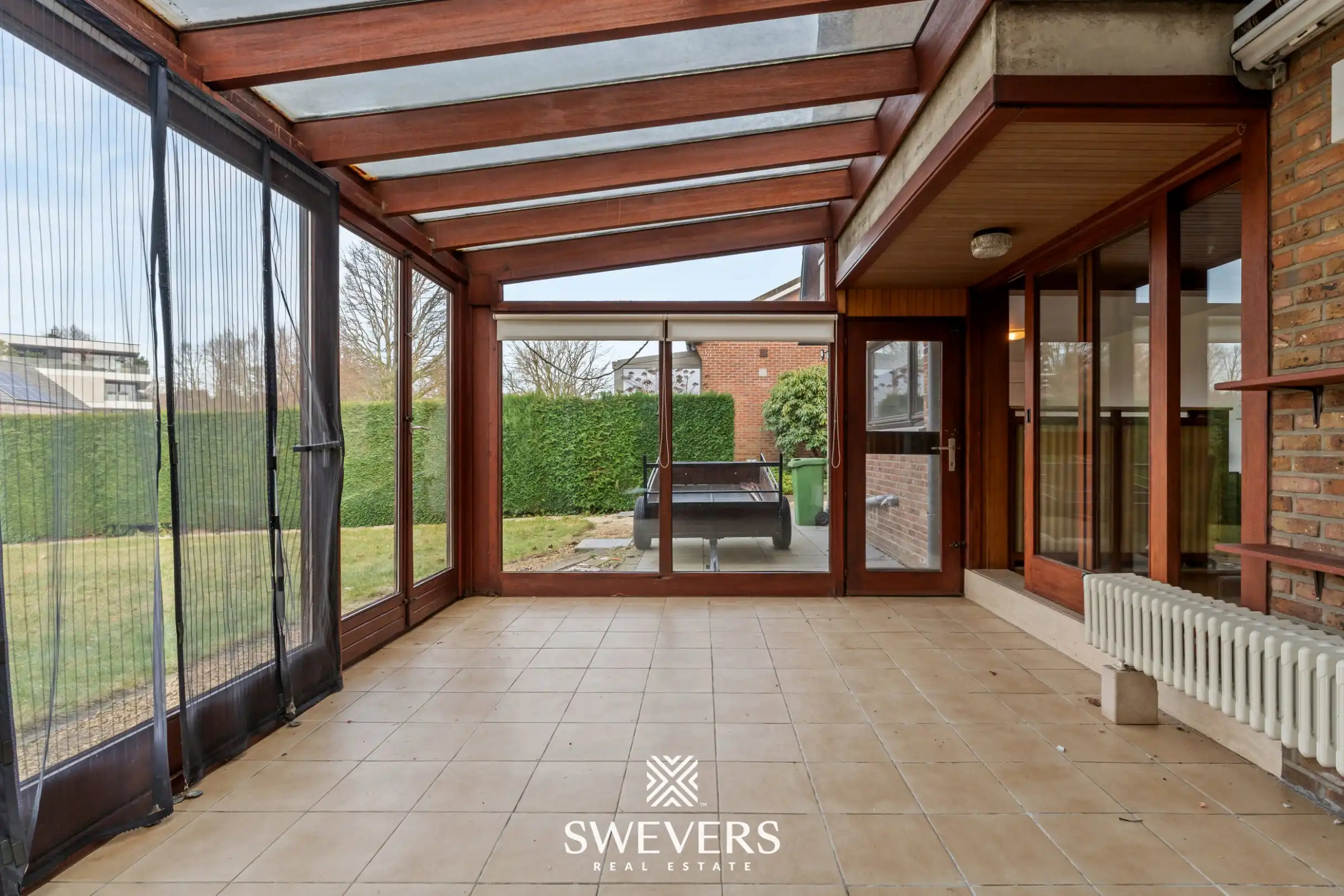 Ruime open bebouwing met inpandige garage en mooie tuin nabij het centrum van Hasselt foto 11