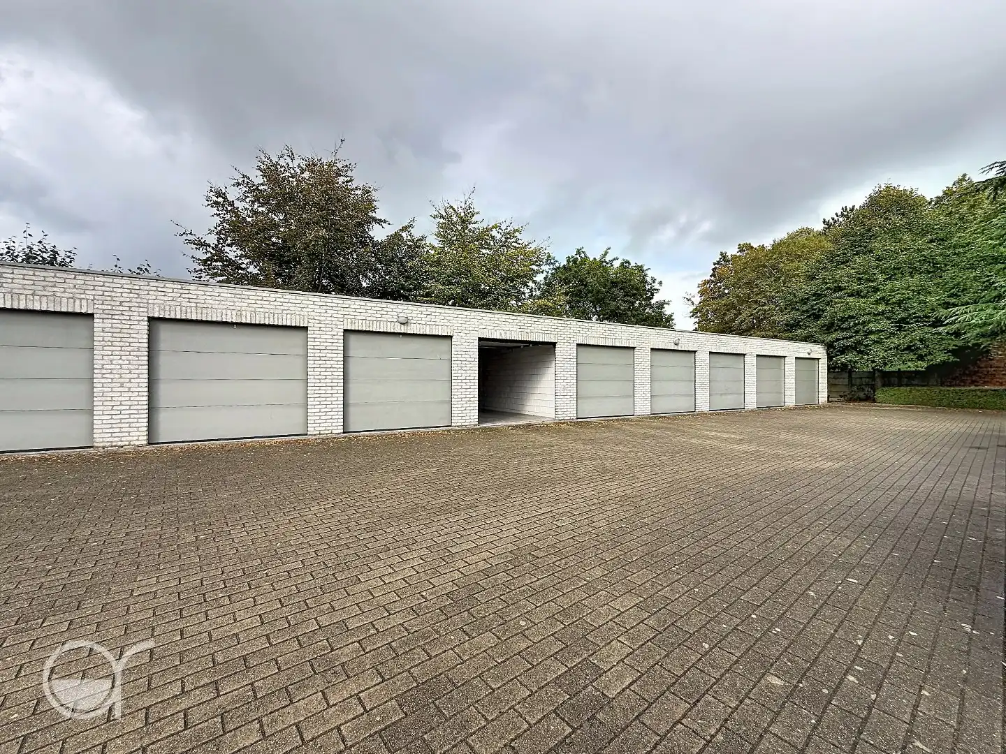 Lichtrijk duplexappartement met 2 slaapkamers, terras, garagebox én staanplaats foto 15