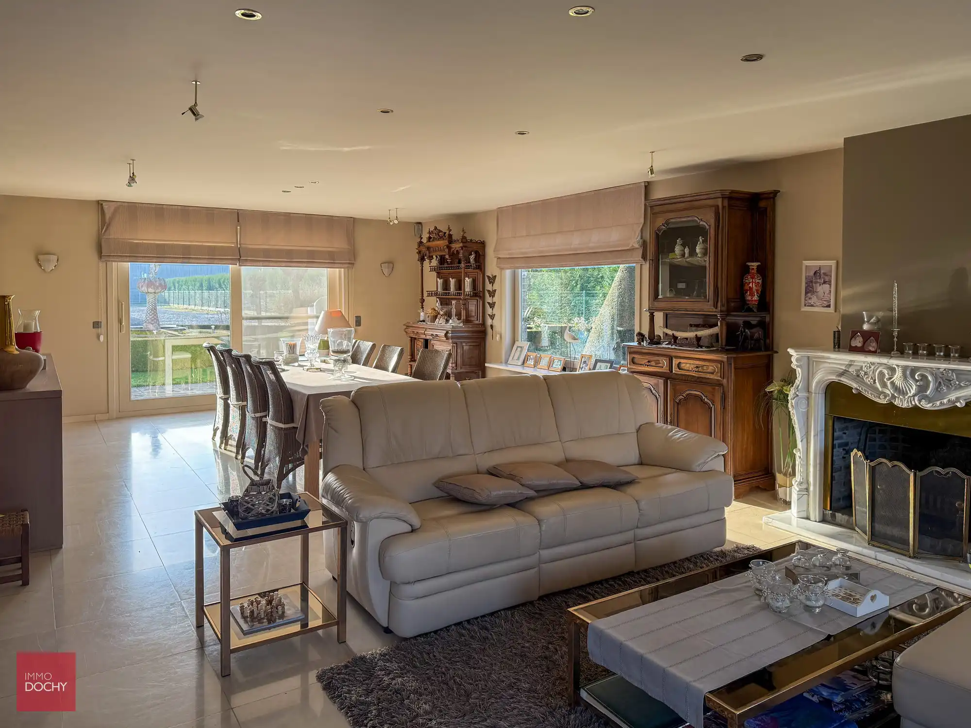 Villa met magazijn te huur – uitstekende ligging foto 10