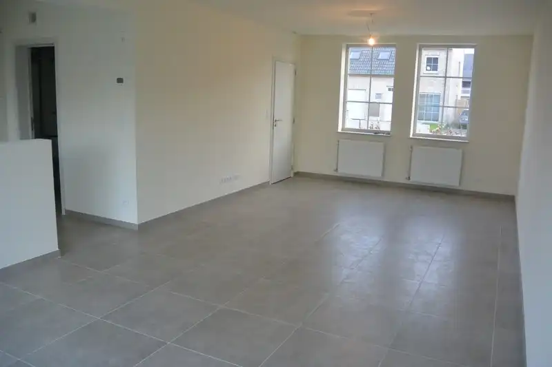 Moderne en energiezuinige woning met 3 slaapkamers, garage en zolder te huur in Heule – perfect voor comfortabel wonen! foto 3
