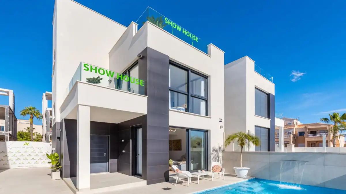 Villa in Punta Prima foto {{pictureIndex}}