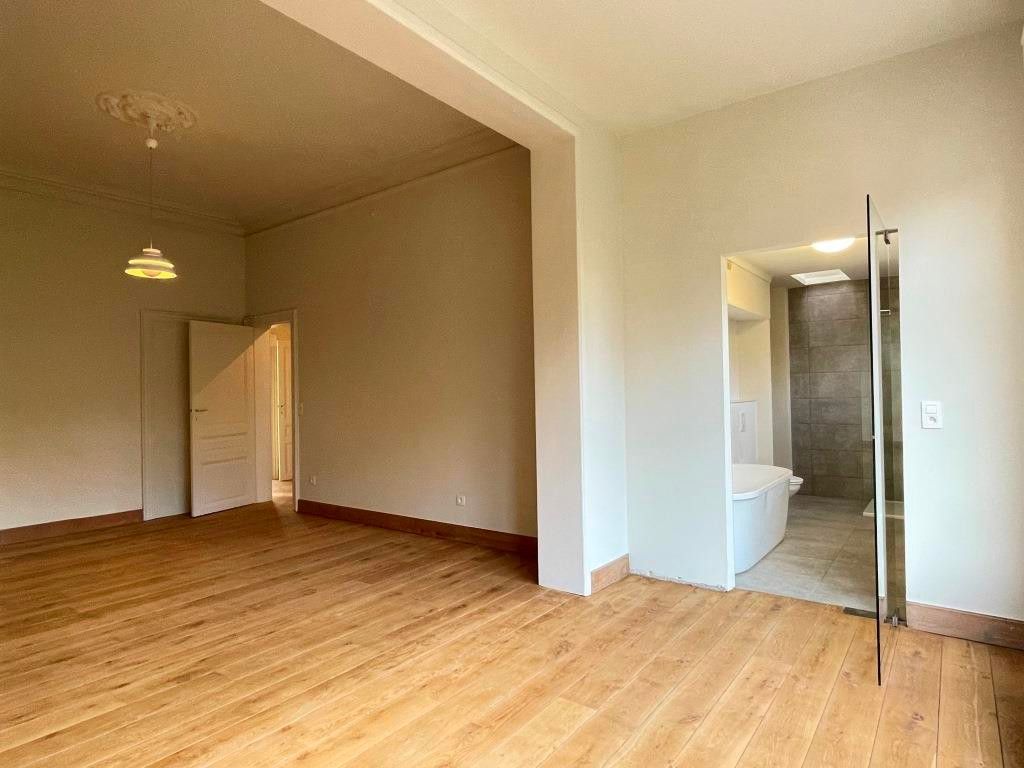 Prestigieus herenhuis met stadstuin gelegen Gent Sint-Pieters. foto 32