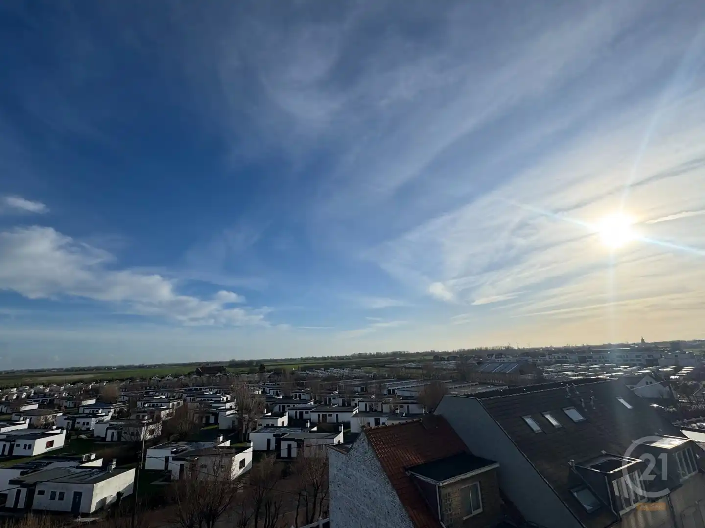 Appartement met groot zongericht terras en zicht op de polders foto 4