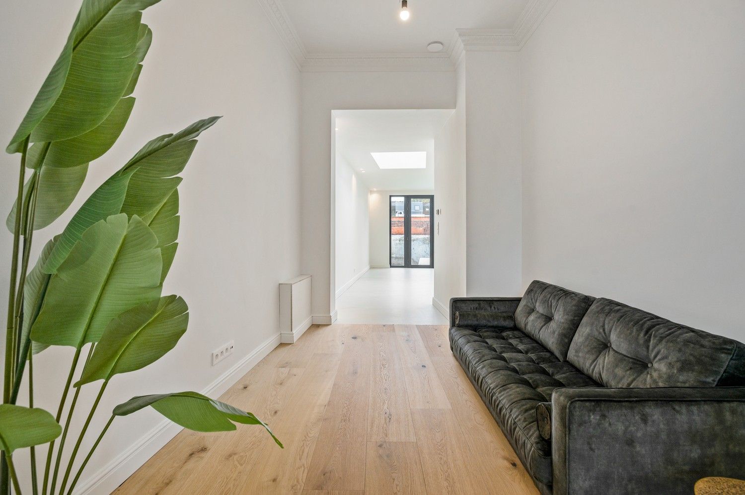 Volledig gerenoveerde woning met 3 slaapkamers op centrale ligging te Lier foto 4