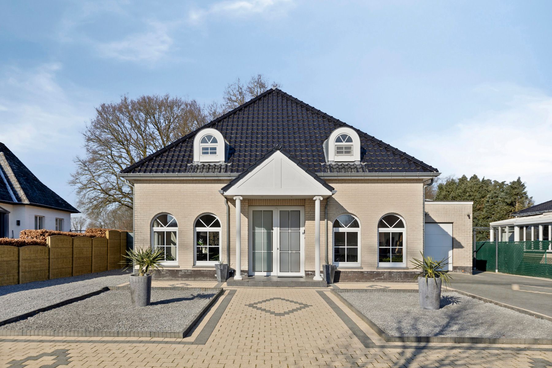 Vrijstaande woning foto 2