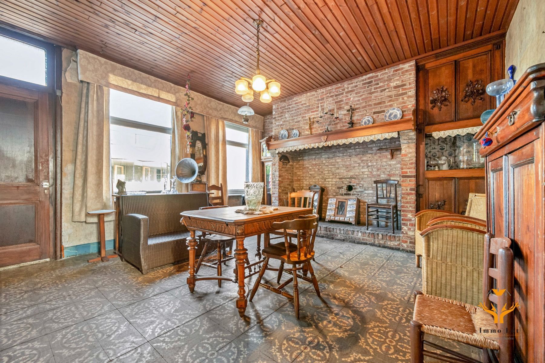 Woning met charme en mooie tuin in hartje Kalken foto 5