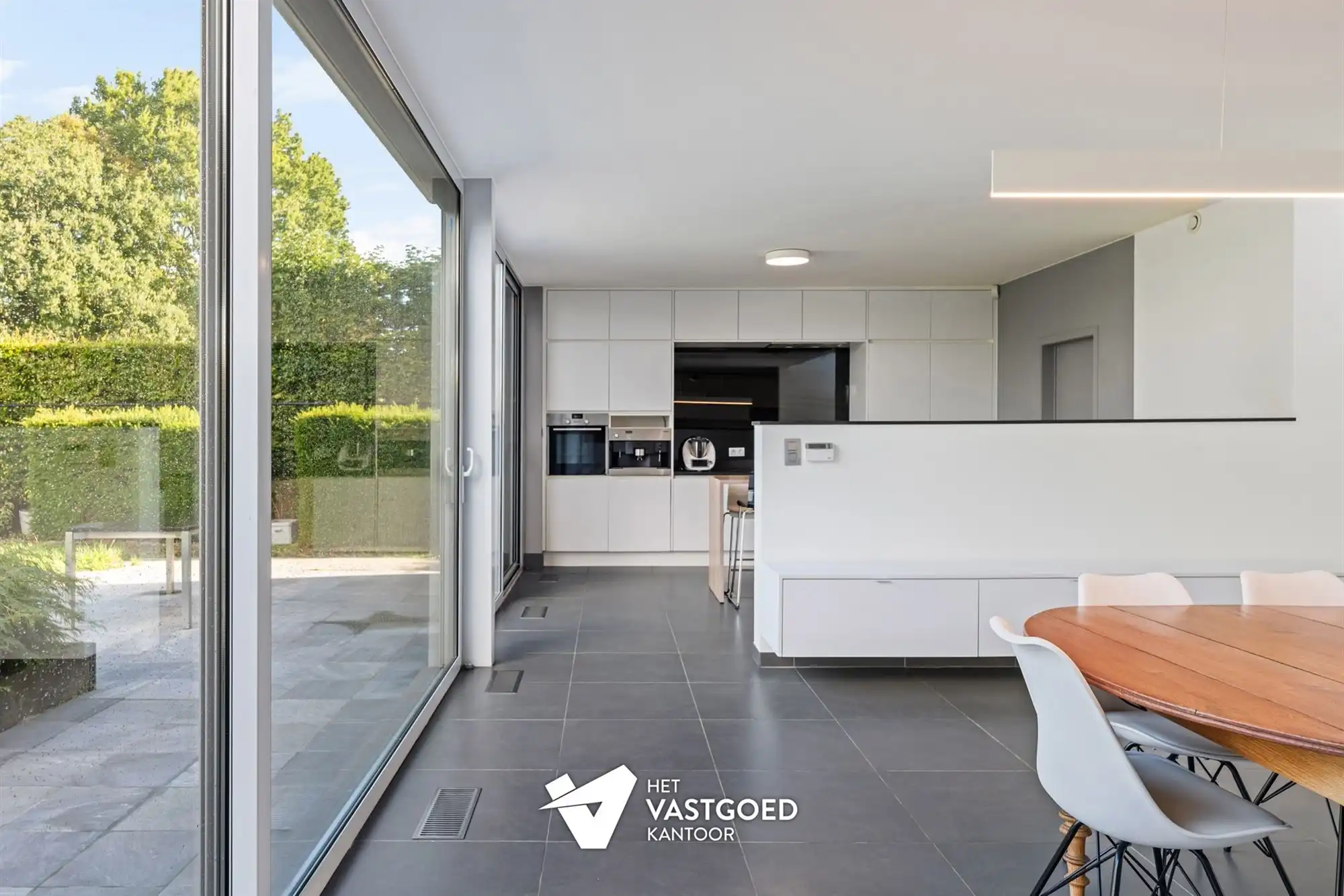 RUIME, RECENTE WONING OP TOP-LIGGING! foto 6