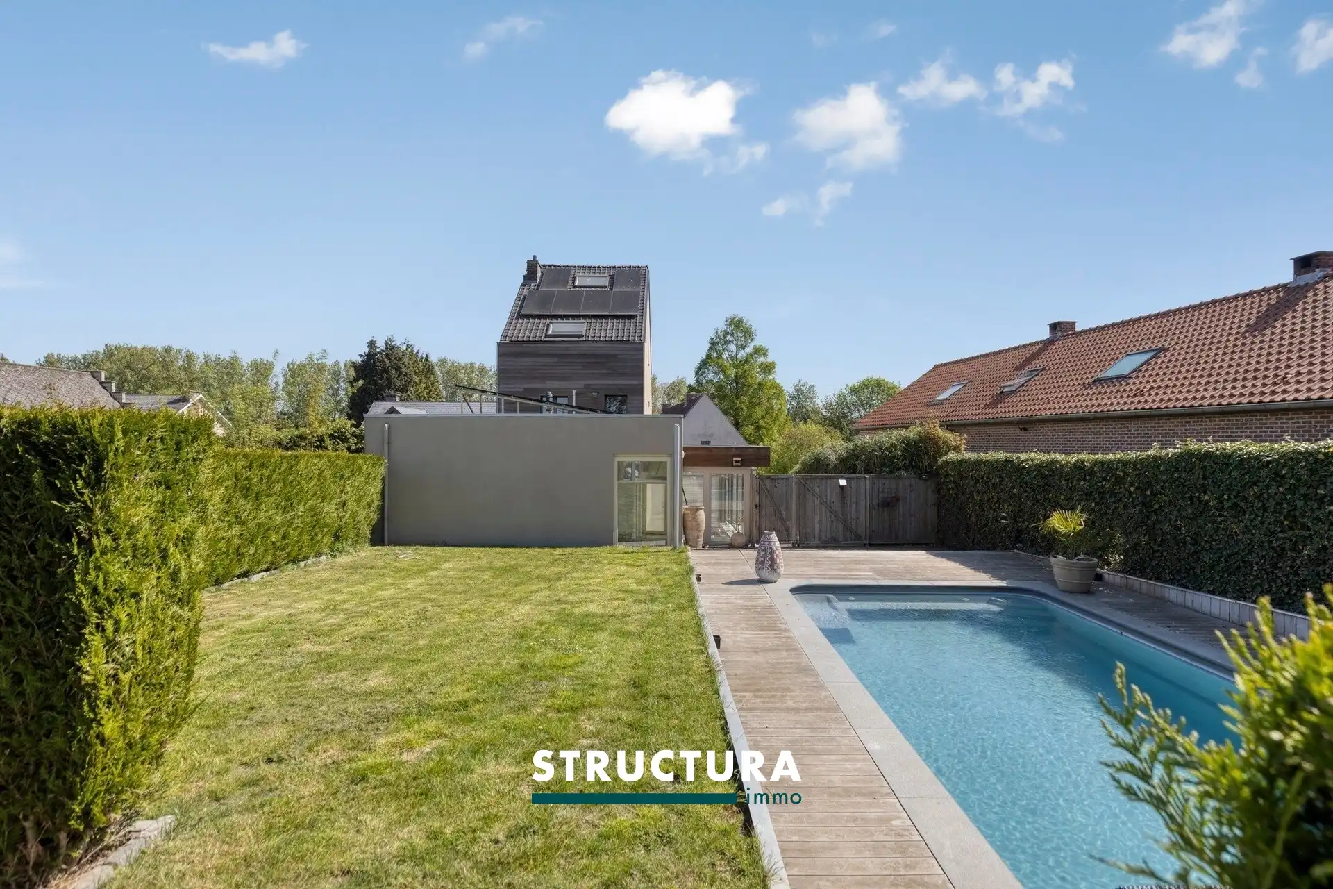 Woning met zwembad  foto 23