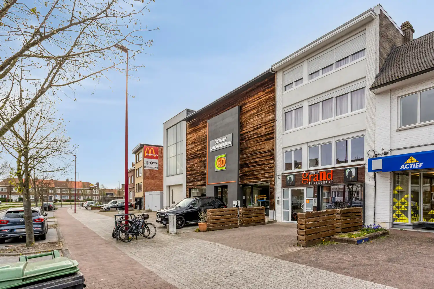 HANDELSPAND MET STUDIO TE DIEST - INSTAPKLAAR RESTAURANT! foto {{pictureIndex}}