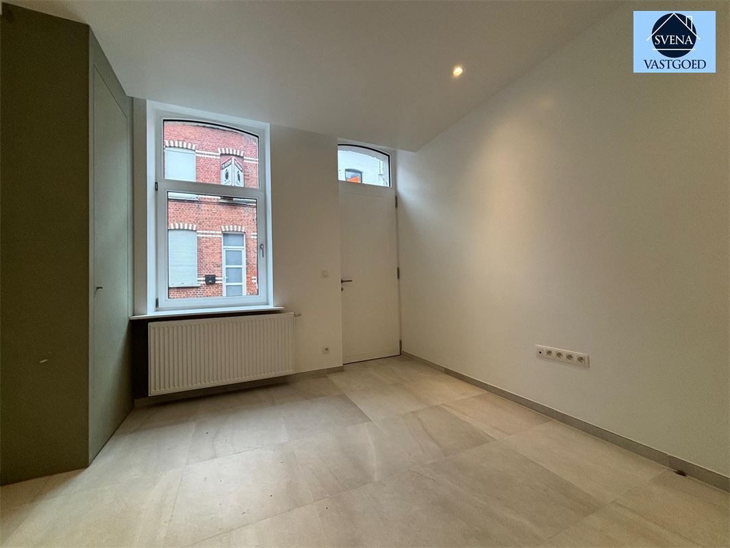 Volledig energetisch gerenoveerde woning te huur foto 4