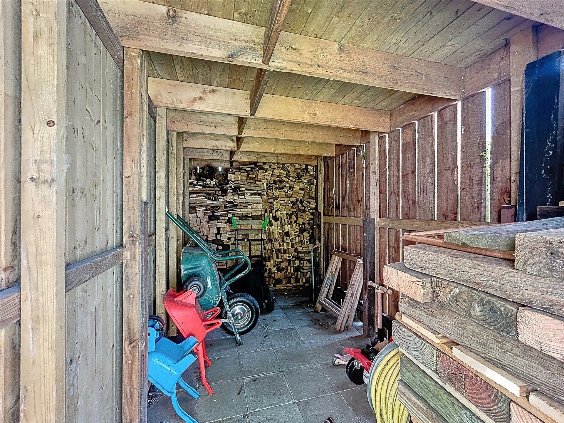 Charmante instapklare open bebouwing op perceel van 1050 m² foto 27