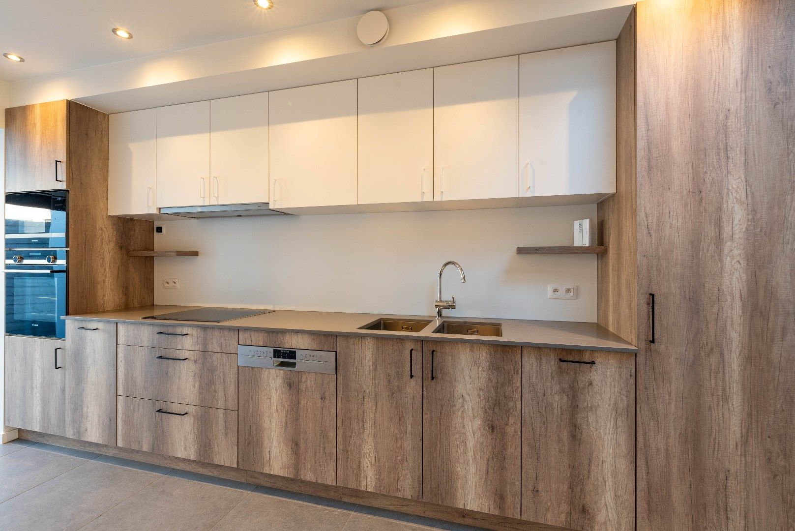 Gerenoveerde woning met twee slaapkamers foto 6