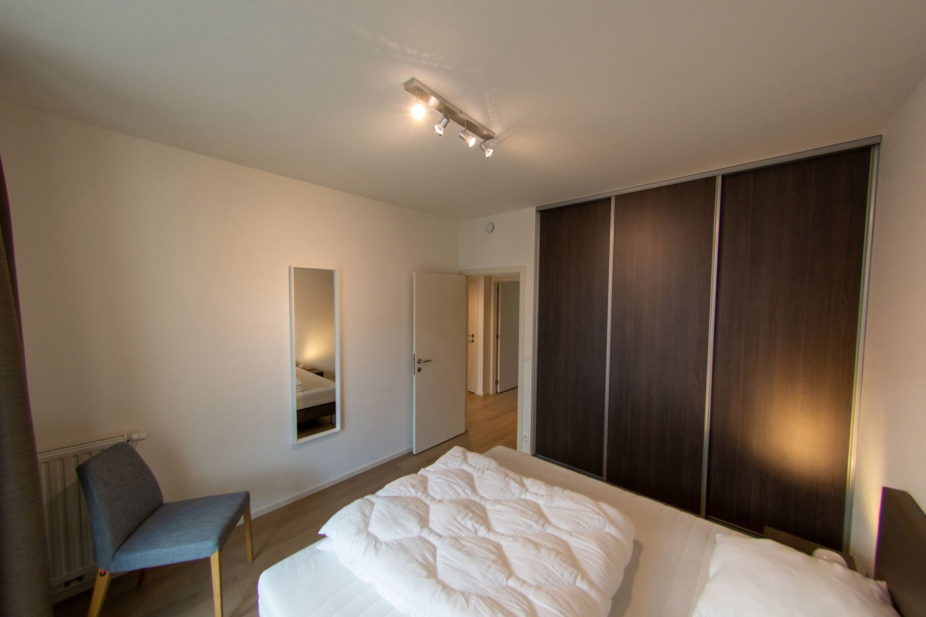 Prachtig gemeubeld appartement 2 KAMERS + 2 TERRASSEN!!!! foto 7