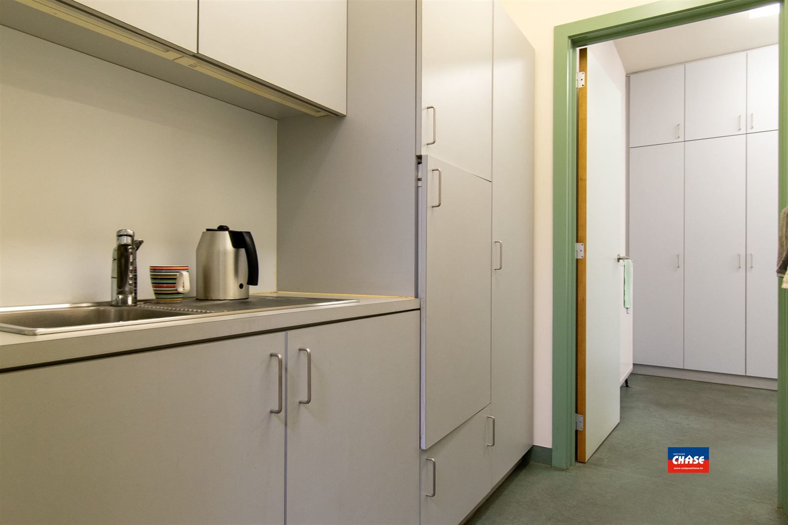 Handelsgelijkvloers op circa 200m²  foto 10