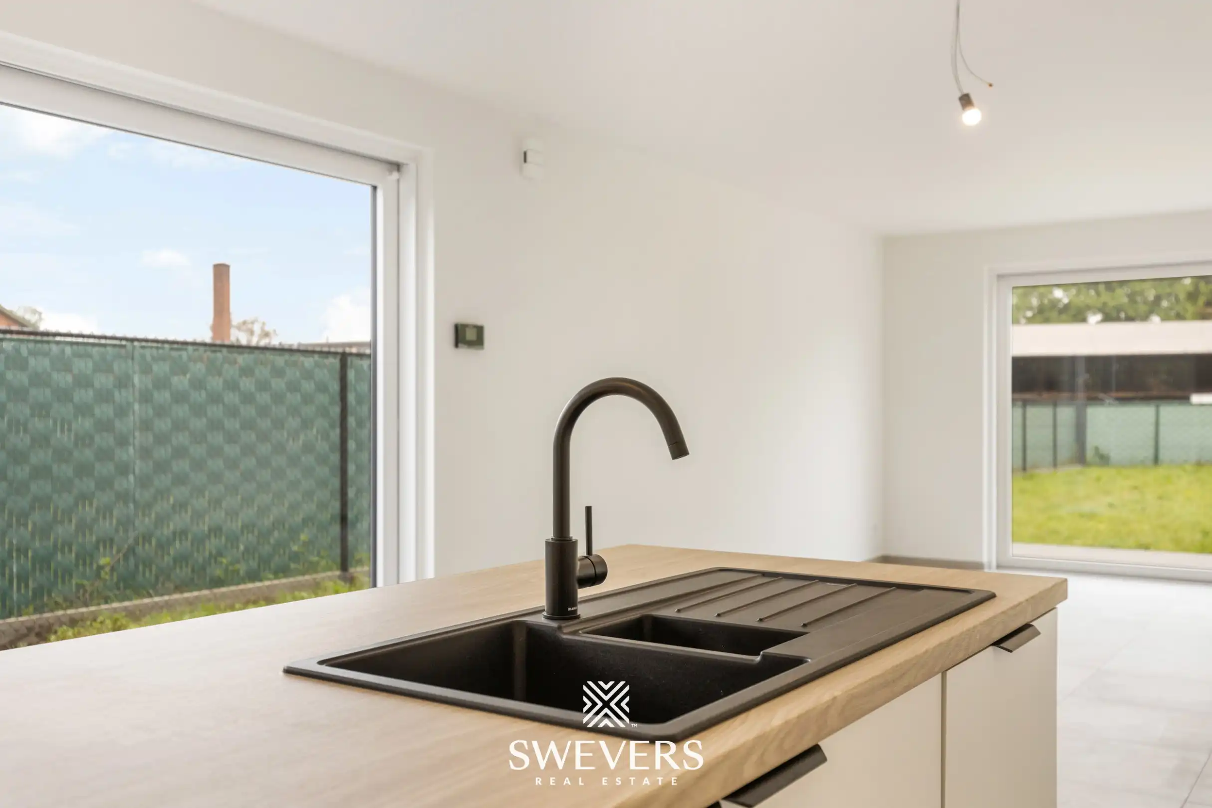 Energiezuinige en lichtrijke nieuwbouwwoning op een rustige locatie te Heusden-Zolder foto 9