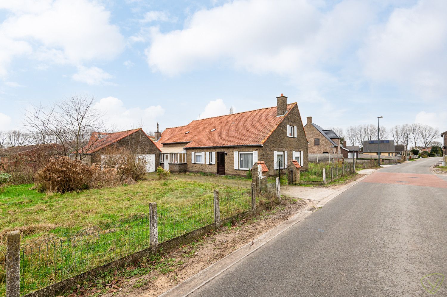 Uitermate rustig gelegen verkaveling met 4 bouwloten. foto 2