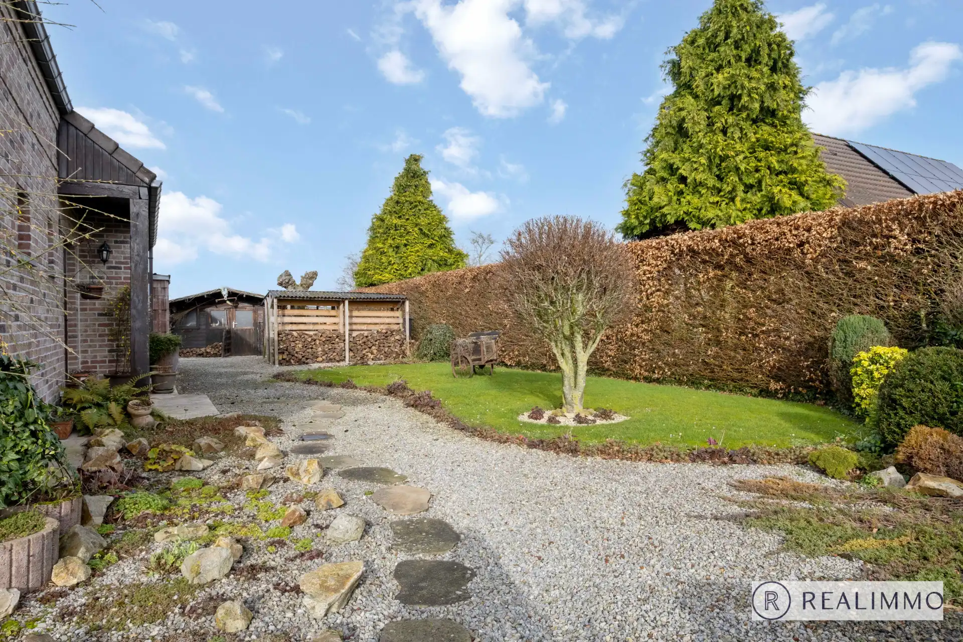 Charmante, goed onderhouden villa in résidentiële woonwijk! foto 10