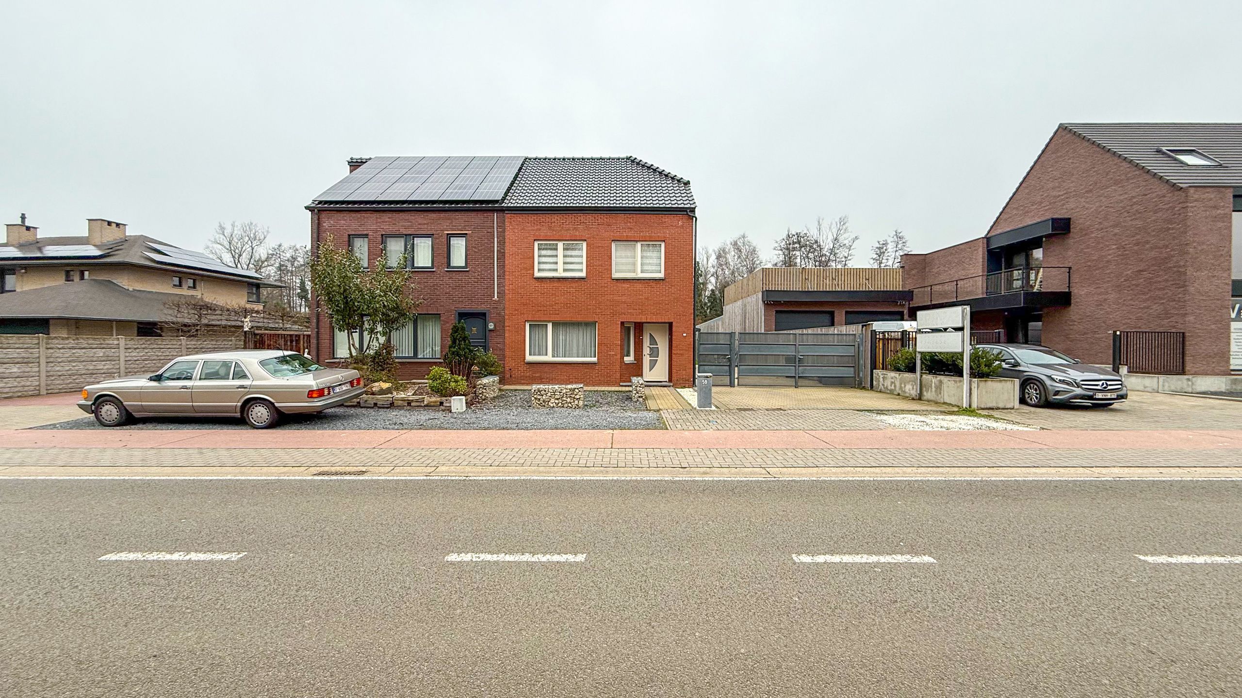 Ruime halfopen woning te huur met grote omheinde tuin! foto 43