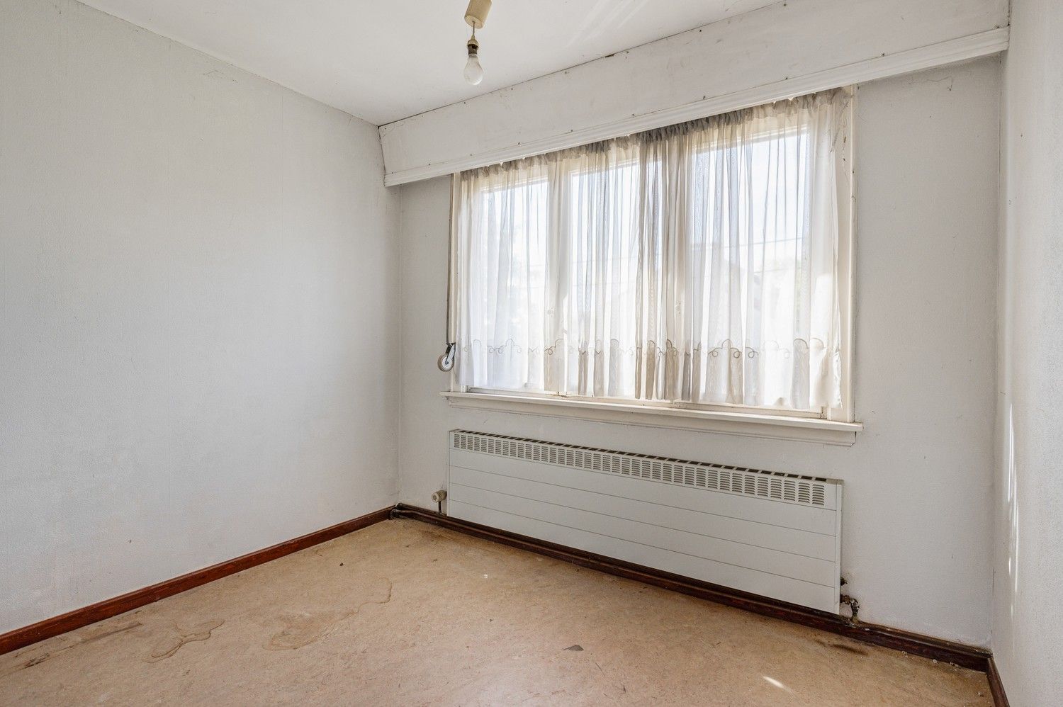 Te renoveren woning met bijzonder veel potentieel op toplocatie te Lint foto 19