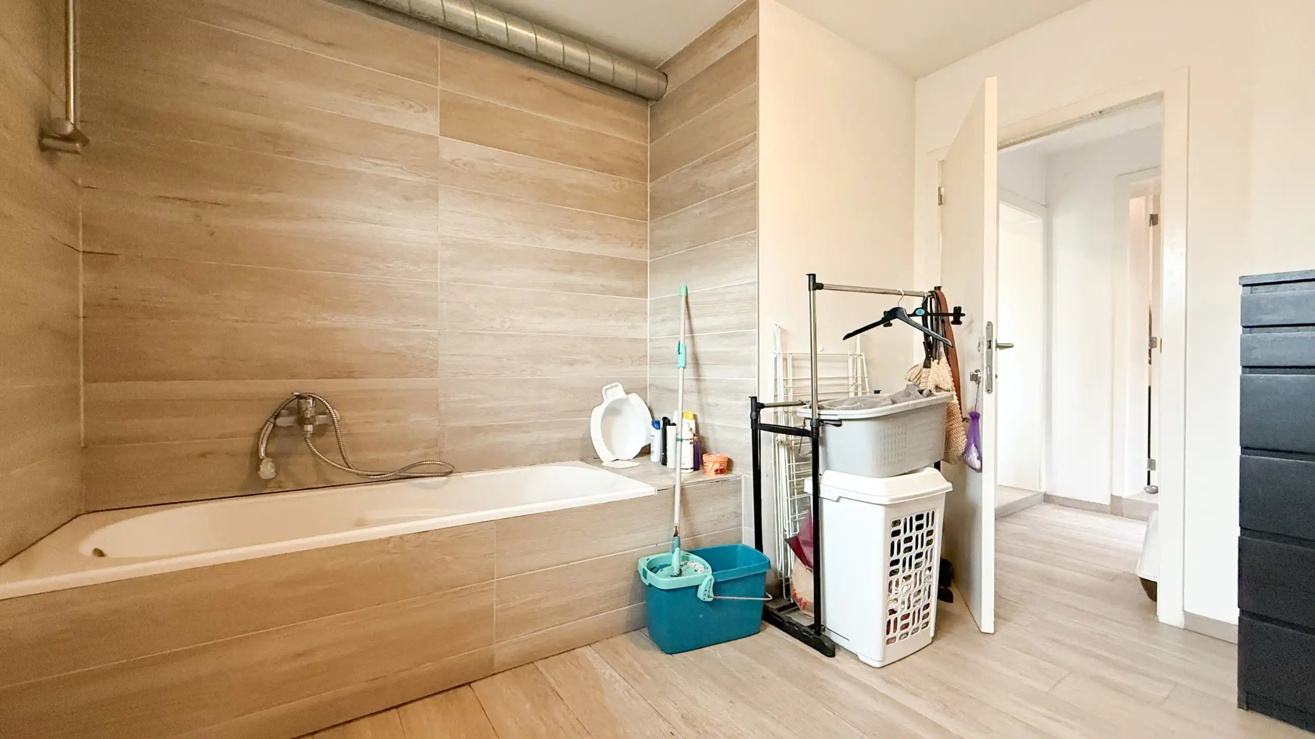 Instapklaar gelijkvloers appartement in Heusden! foto 23