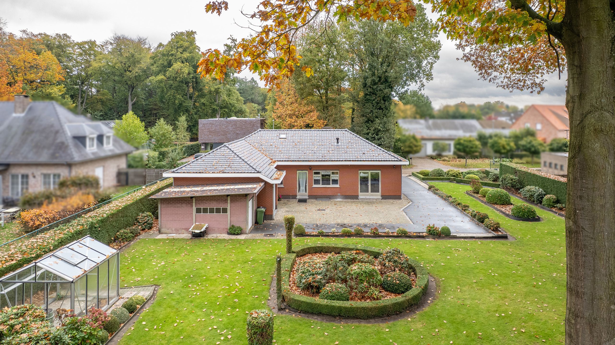Goed onderhouden gelijkvloerse woning met 4 slaapkamers foto 25