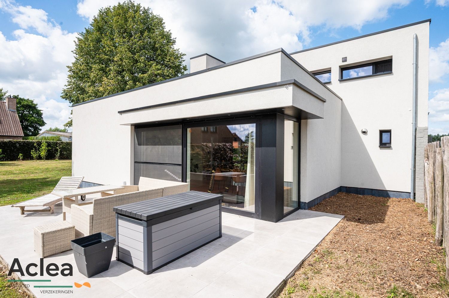 Stijlvolle, ruime woonst op een mooi perceel foto 31