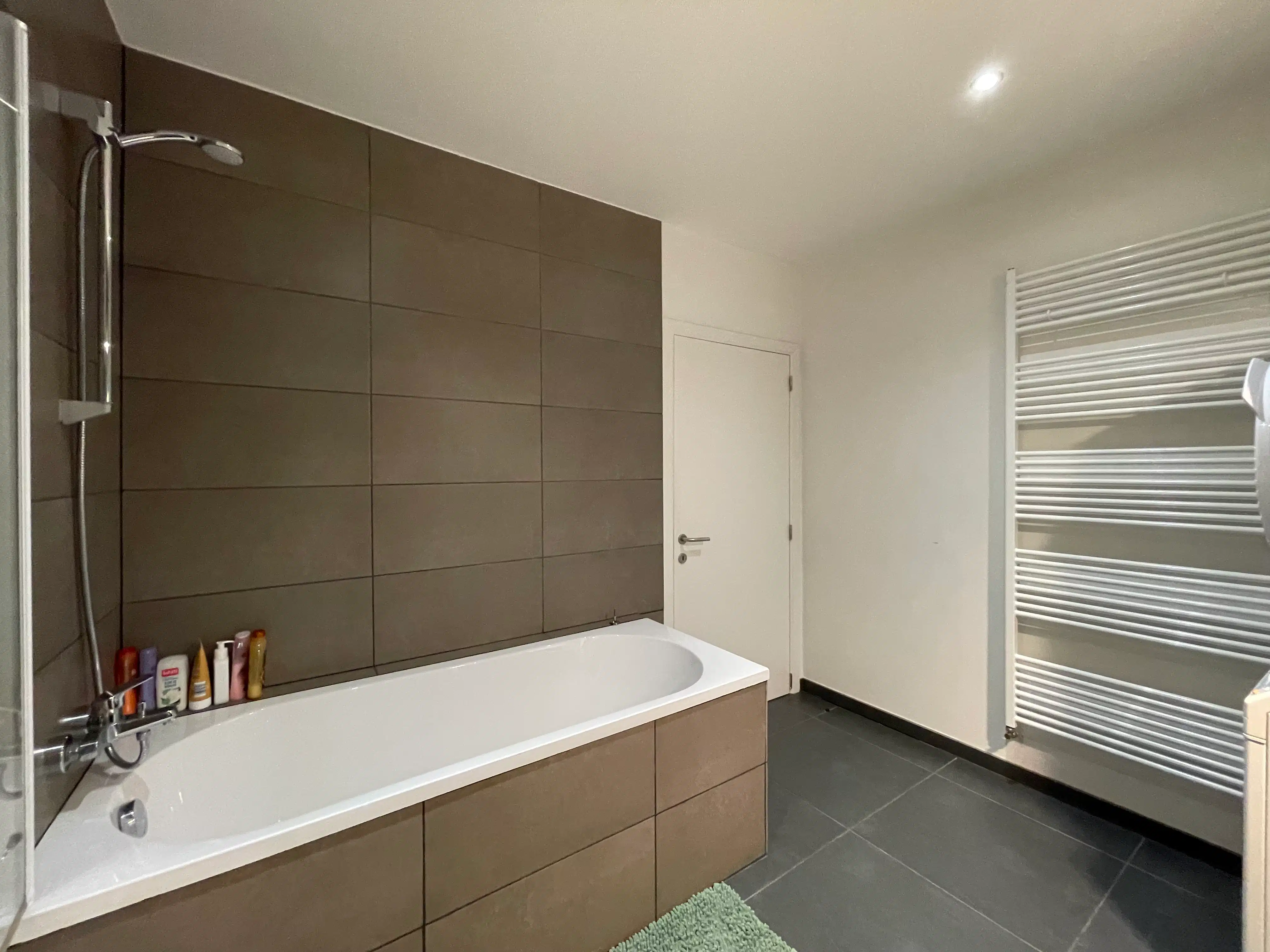 Instapkl. terras + tuin 2 slpk foto 12