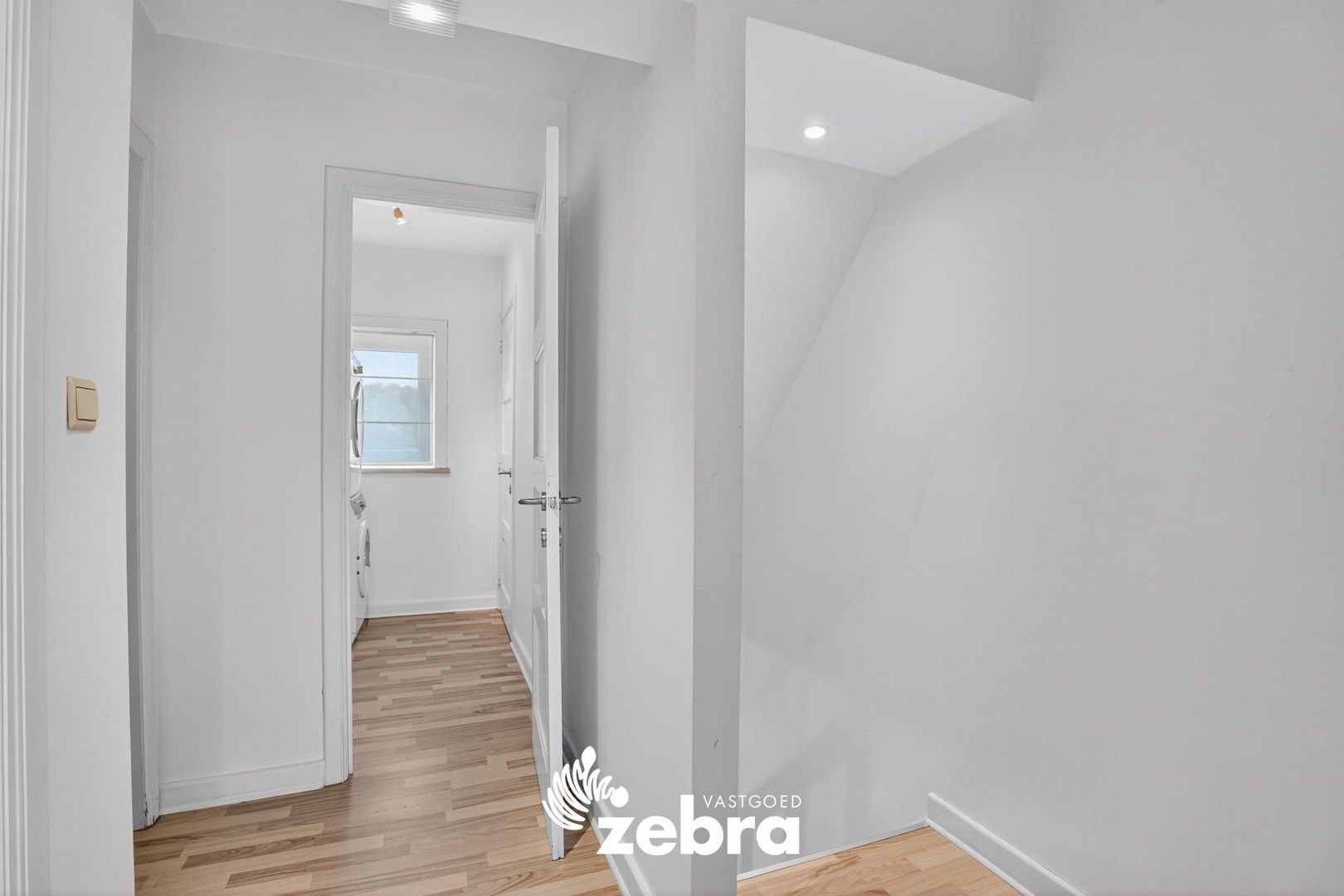 Instapklare woning met 5 slaapkamers te Izegem! foto 12