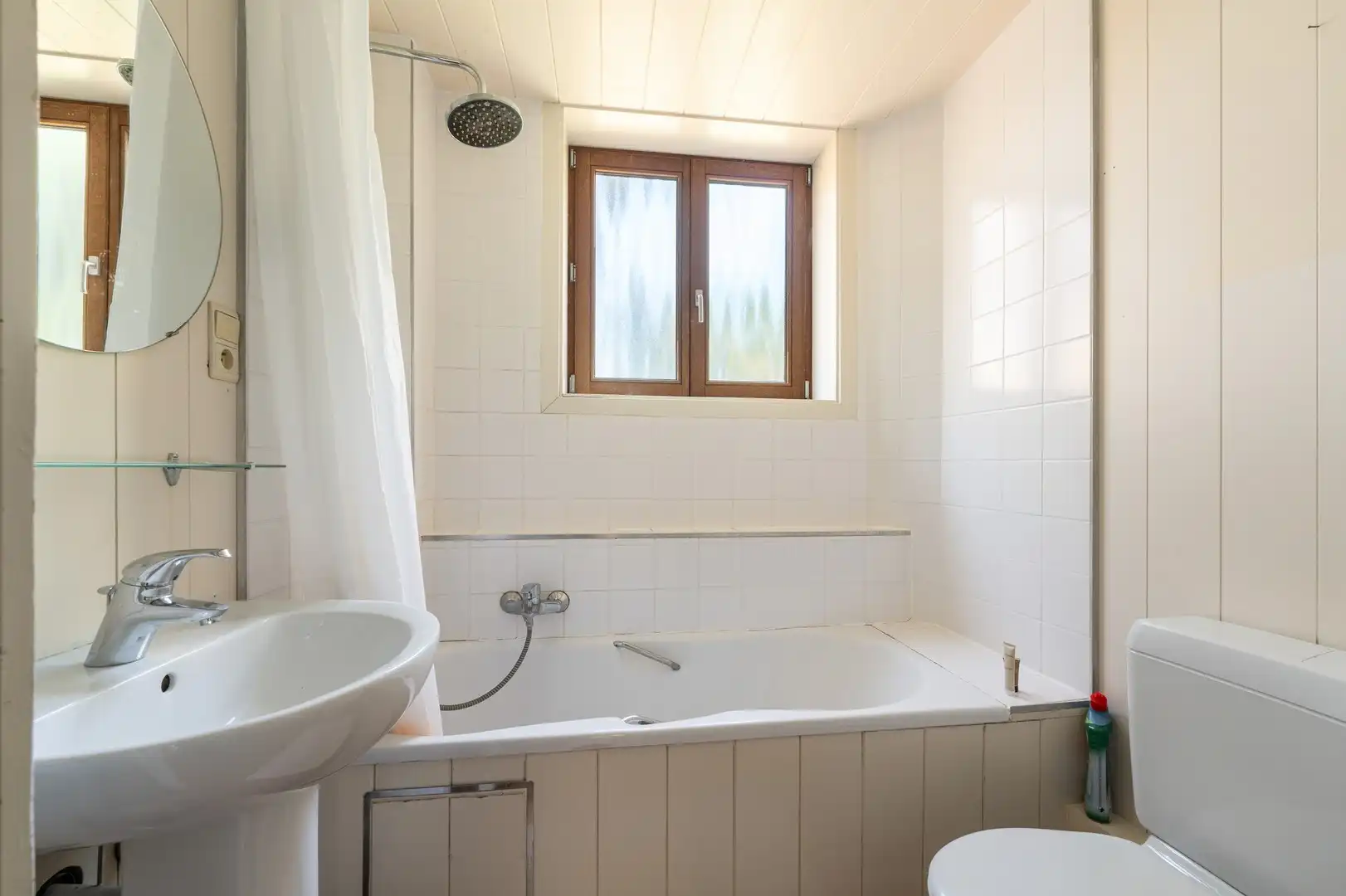 Karaktervolle interbellum villa in cottagestijl te koop. foto 13