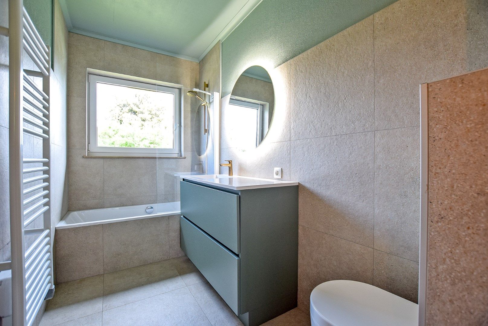 Alleenstaande gelijkvloerse villa op 625m² gelegen vlakbij de dorpskern van Koksijde.  foto 10