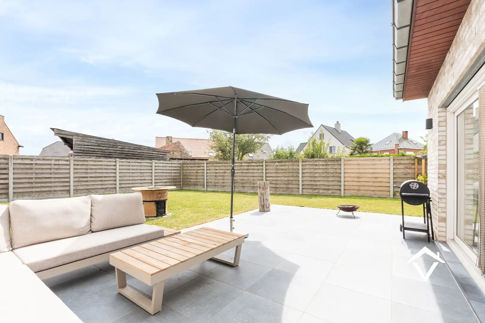 Recente halfopen bebouwing (2019) in rustige, doodlopende straat te Koekelare foto 21