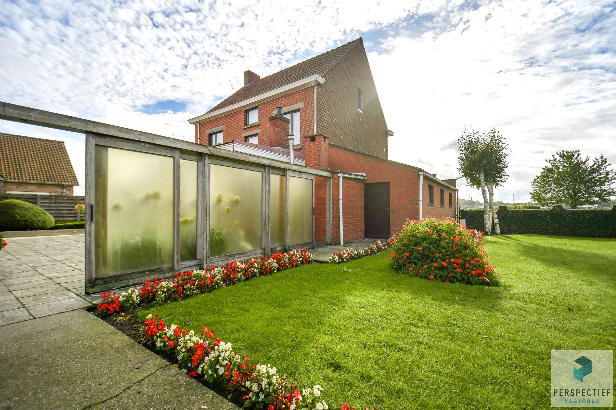 LANDELIJK GELEGEN WONING met SCHUUR  - BOOMGAARD - TUIN & MOESTUIN op 2138 m² foto 36