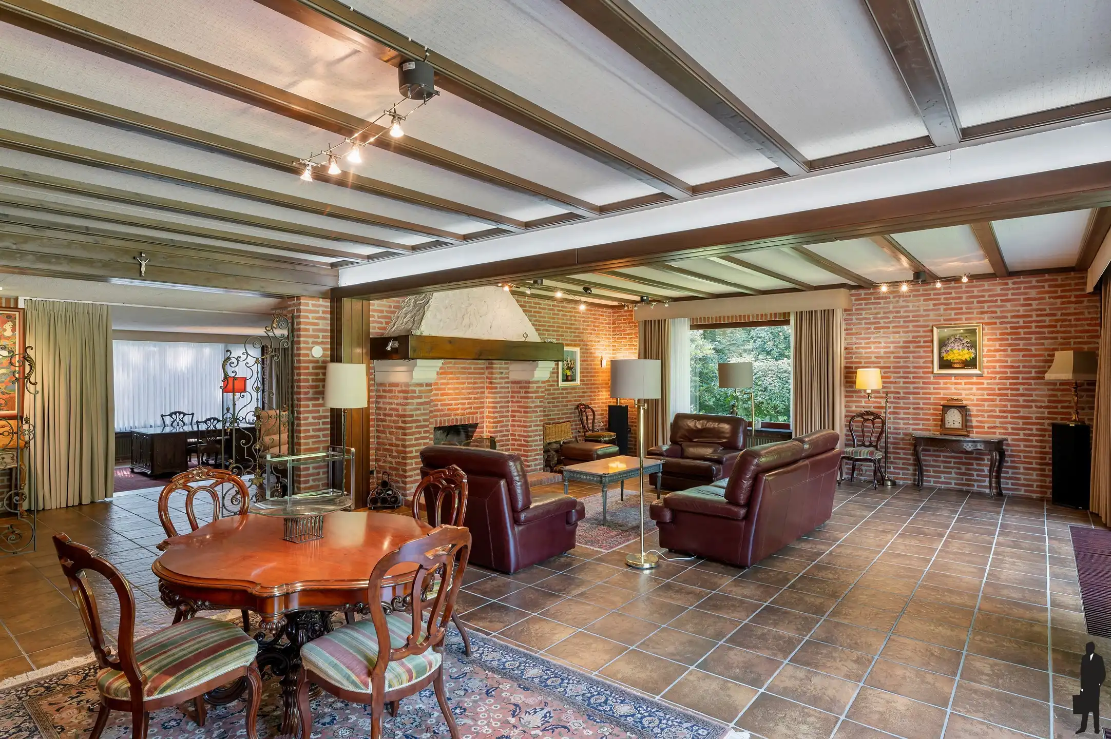 Seventiesvilla op toplocatie! foto 8