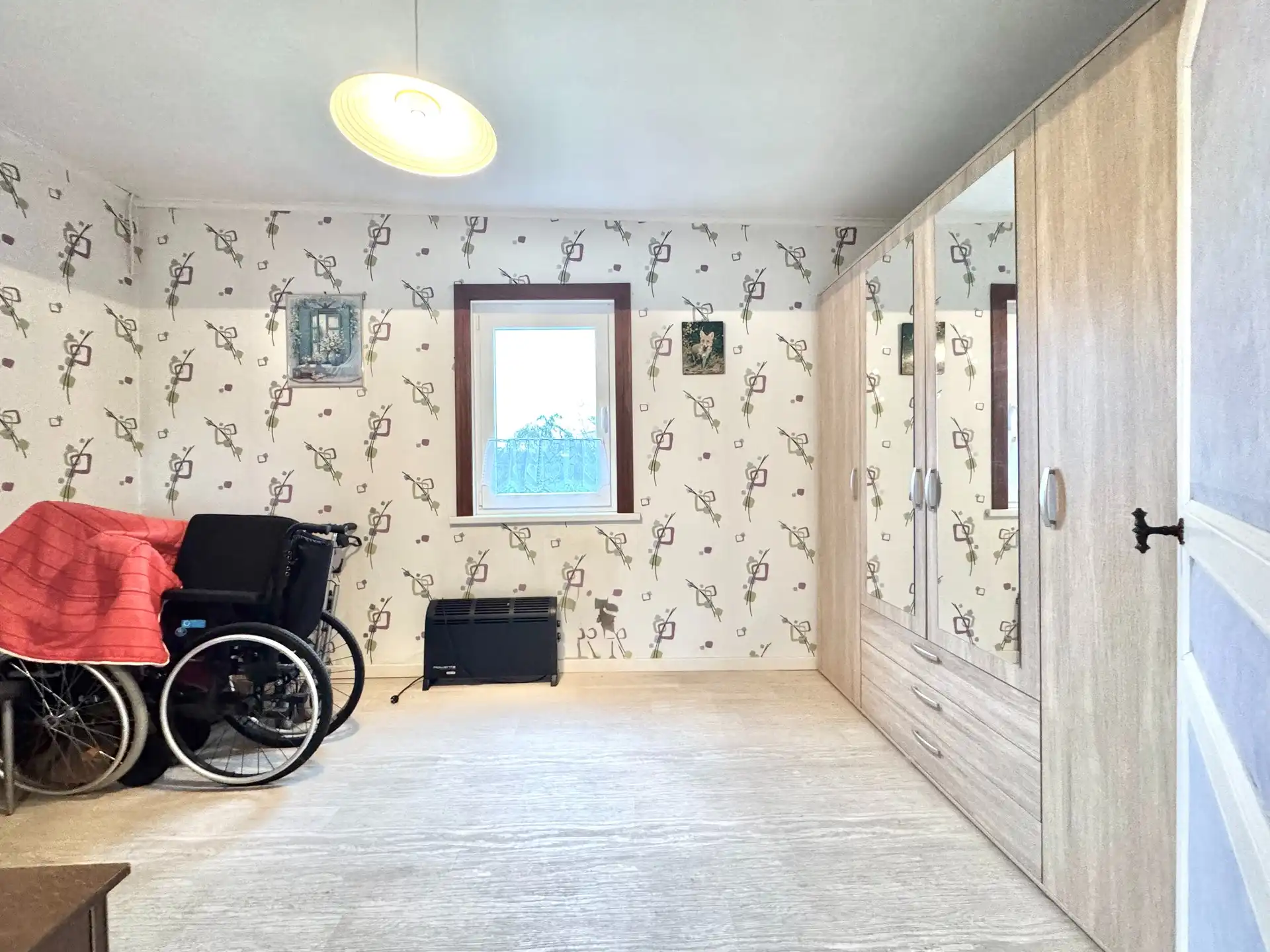 MAISON AVEC DEPENDANCES ET TERRAINS| WONING MET BIJGEBOUWEN EN GROND | 18.240 m² foto 12