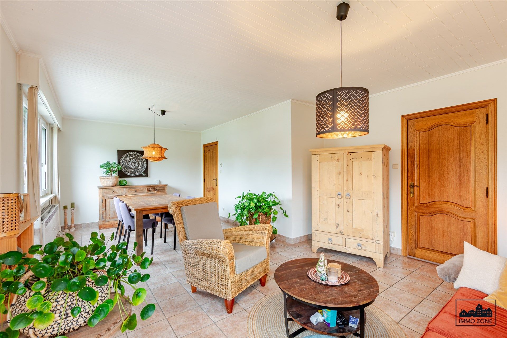 open bebouwing met garage/atelier op 900m² foto 4