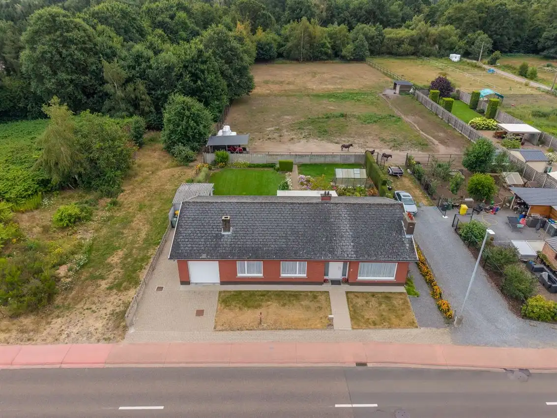 Verzorgde woning met 3slpk, inpandige garage en tuin foto 30